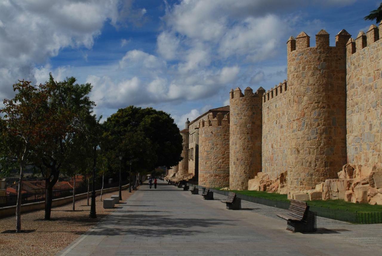 Ávila Las Covachuelas מראה חיצוני תמונה